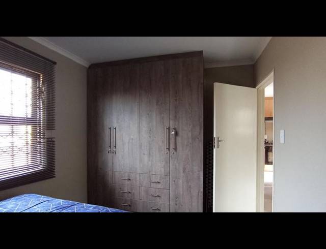 2 BEDROOM HOUSE FOR SALE IN WINDMILL PARK